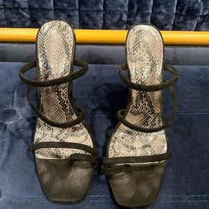 Women’s VENUS Black Stiletto Sandal Size 8